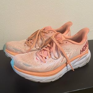 Women’s Hoka’s size 8